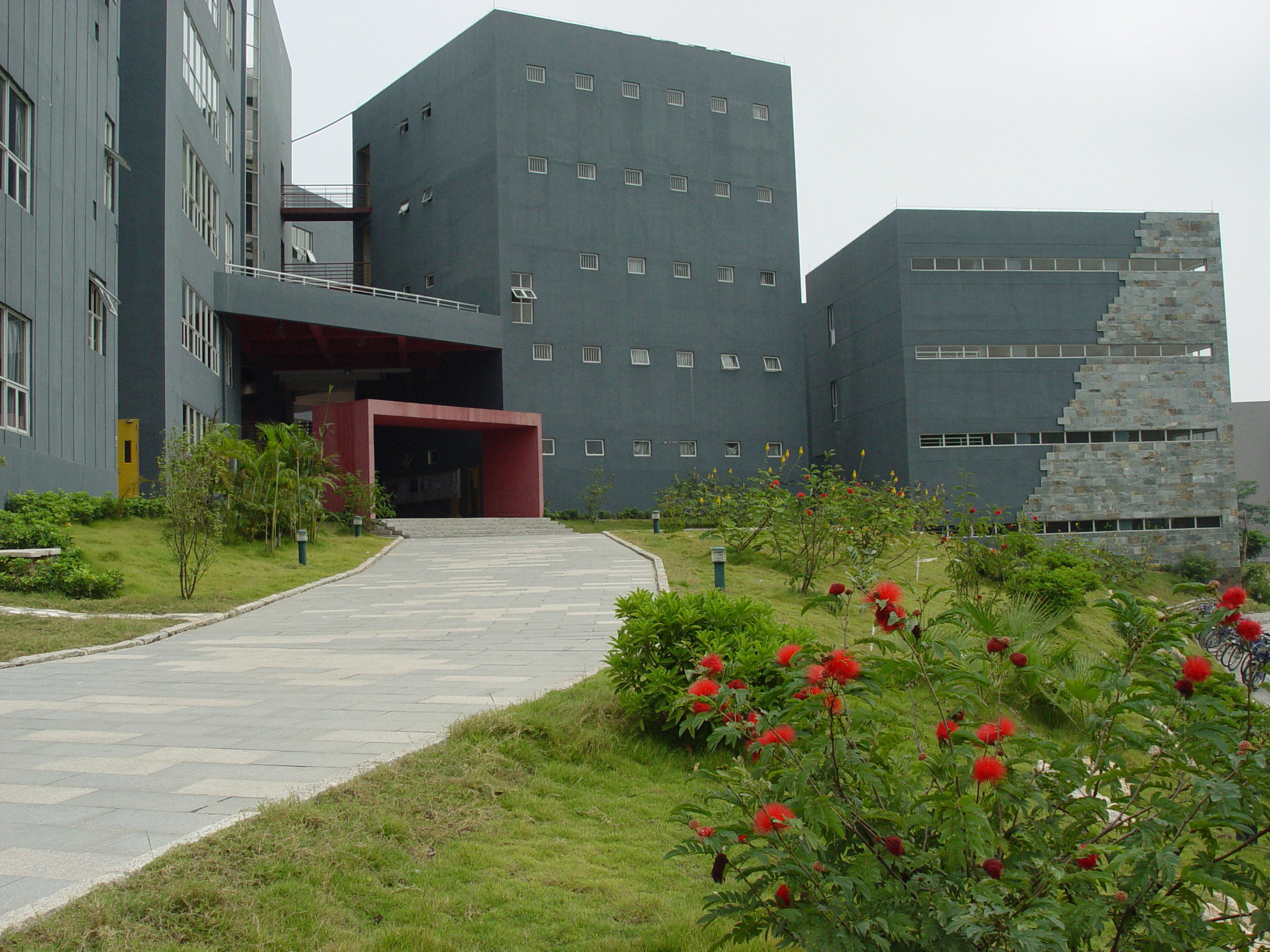 20061019传媒设计学院楼.jpg