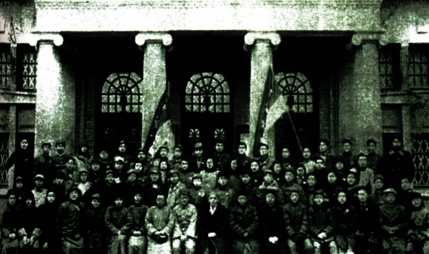 抗美援朝保家卫国，欢送参军参干学生.png